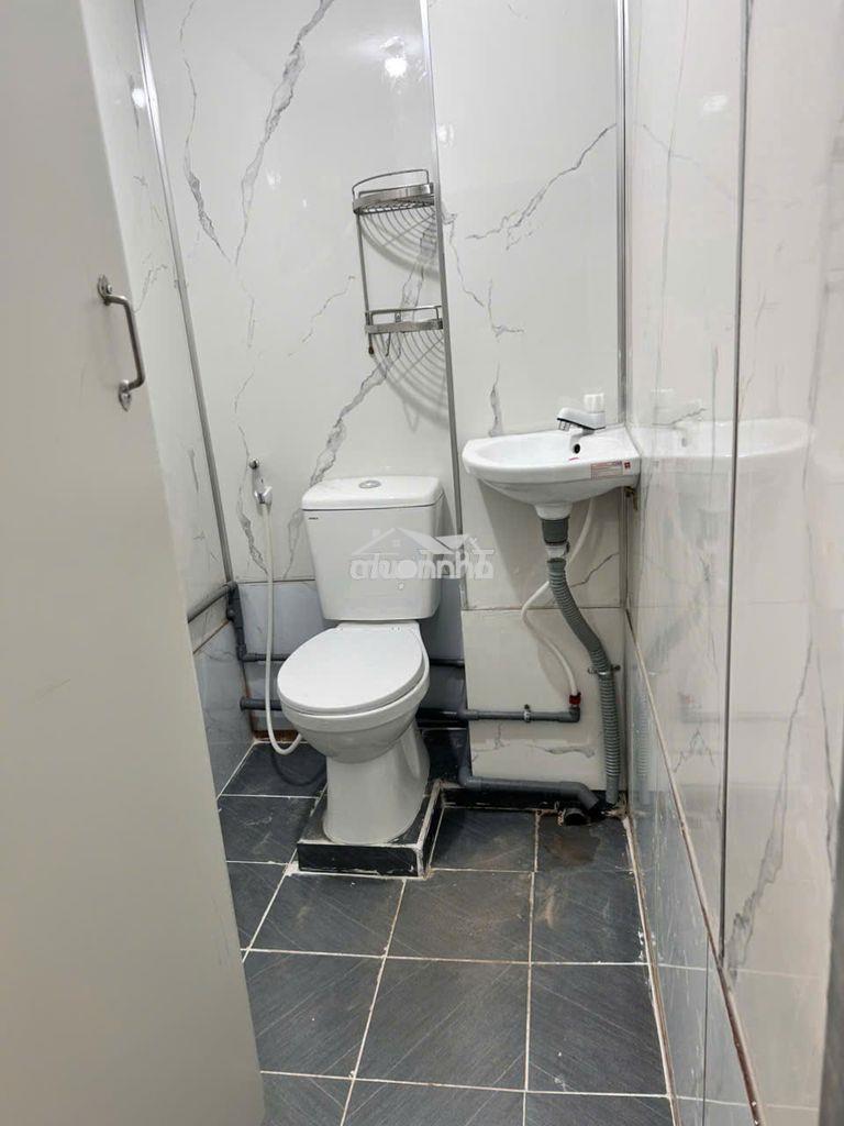 Phòng có cửa sổ thoáng – giờ giấc tự do, không chung chủ - Ảnh 4