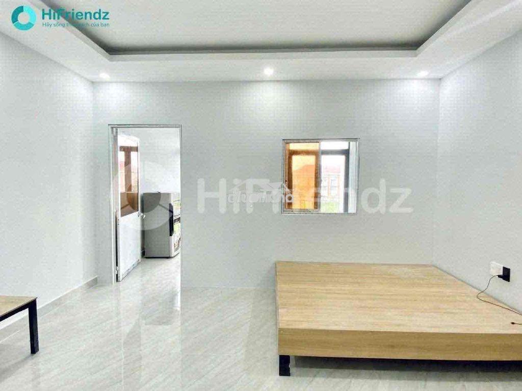 Cho thuê phòng tách bếp siêu rộng full nt tiện qua đh ueh , đh vhu -hf - 4