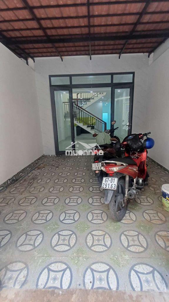 🔥 Nhà mới đẹp – 1 trệt 1 lầu, 3pn 2wc – hẻm xe hơi đường số 8 – 9tr/