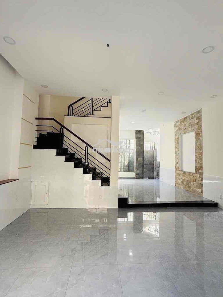 Bán nhà sau căn mt phan văn trị,f10,gv, dt 7x11m, trệt+2 lầu,st - 2