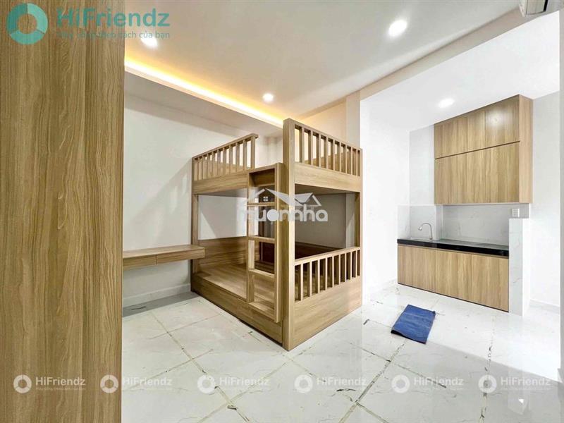Phòng mới siêu đẹp có ban công sát q5 có thang máy - full nt cao cấp