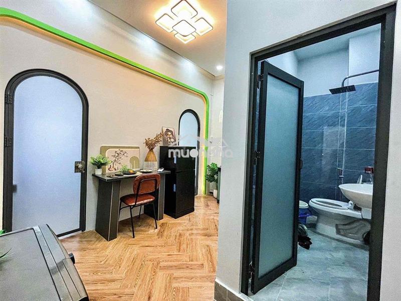 Cho thuê căn hộ 2pn1wc ban công máy giặt full nt gần nguyễn văn cừ q1