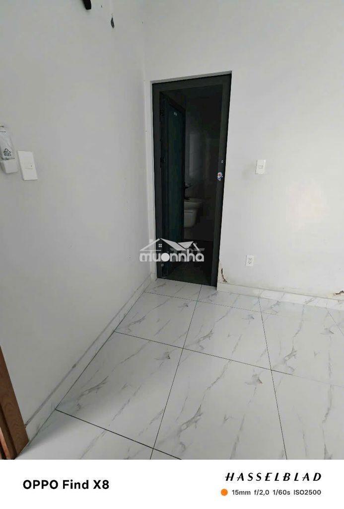 Em gái u60 star tower cần tiền. thị trường 2,1 tỷ. chốt giá 1,720 tỷ