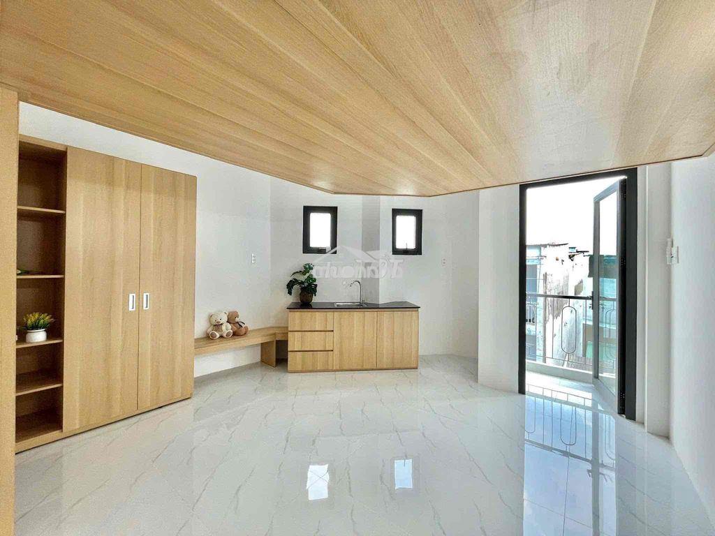 Phòng có gác có ban công ở được nhiều người full nội thất giá rẻ - 2