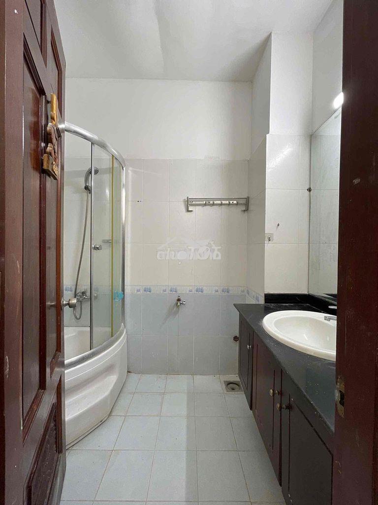 Căn hộ 60m2, 2pn, 8tr khu vực: sát sân bay - cv hoàng văn thụ. - 3