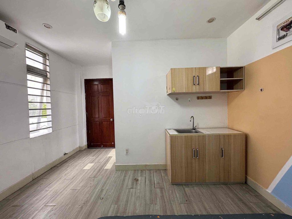 Cho thuê phòng máy lạnh cửa sổ trời hạt dẻ đường lê đức thọ - 4