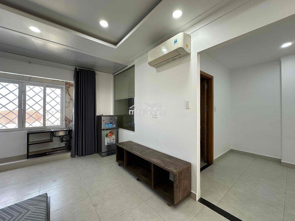 Căn hộ dịch vụ - 2 phòng ngủ / full nội thất - 2