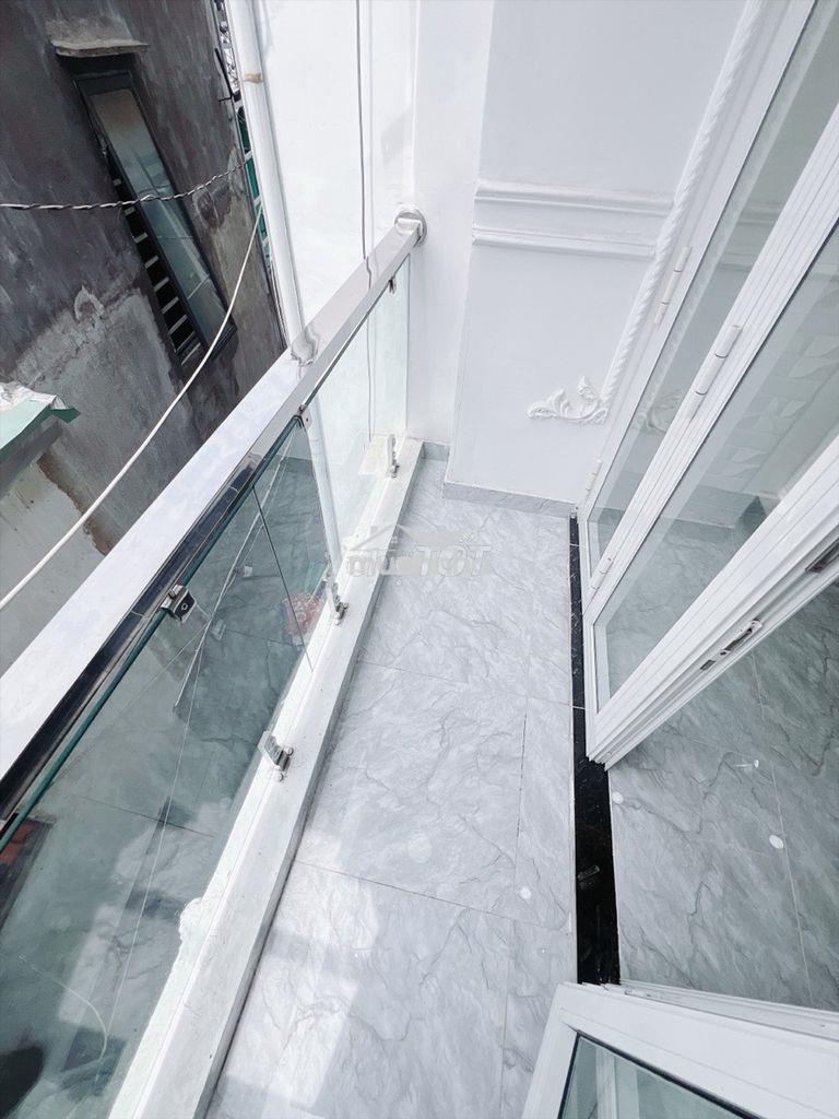 Khánh hội q4- 3 lầu- dtsd 30m2- ko quy hoạch- chỉ 3 tỷ - 4