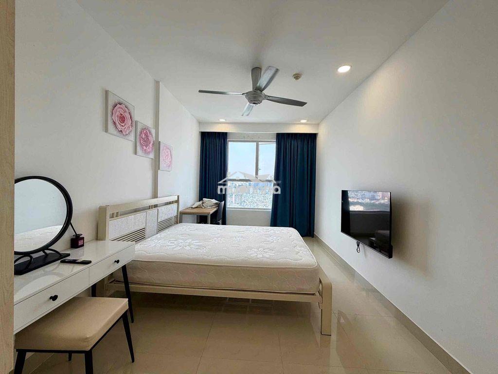 Cần bán căn hộ sunrise cityview q7 lh : - 2