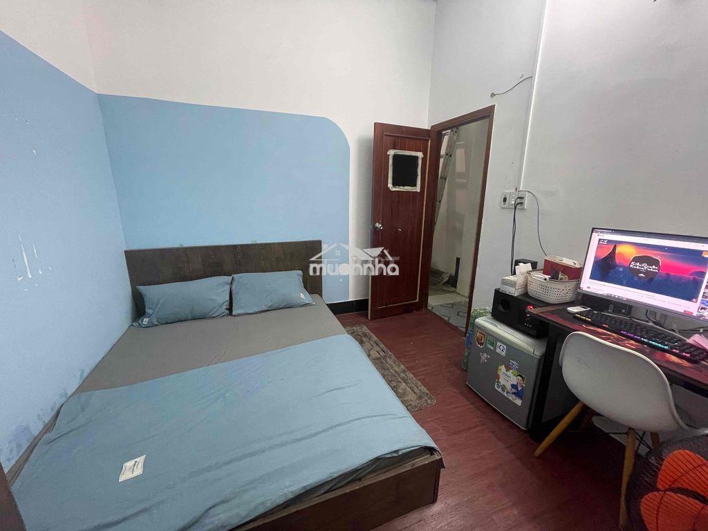 Phòng studio có nội thất wc riêng - 4