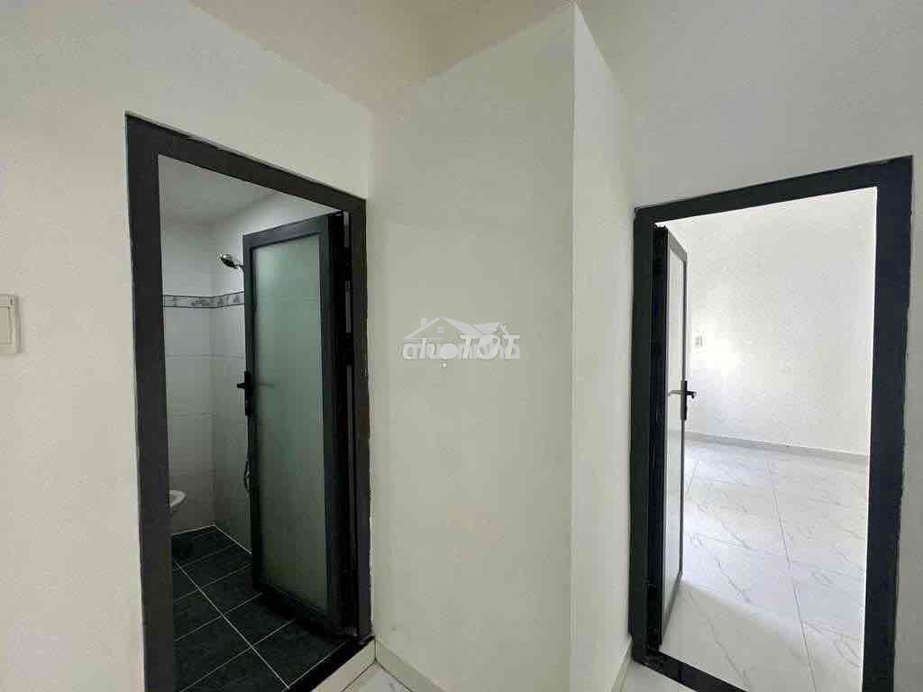 Cho thuê nhà 3 lầu. dt 8x7, 3 pn 4wc, 14 tr - 3