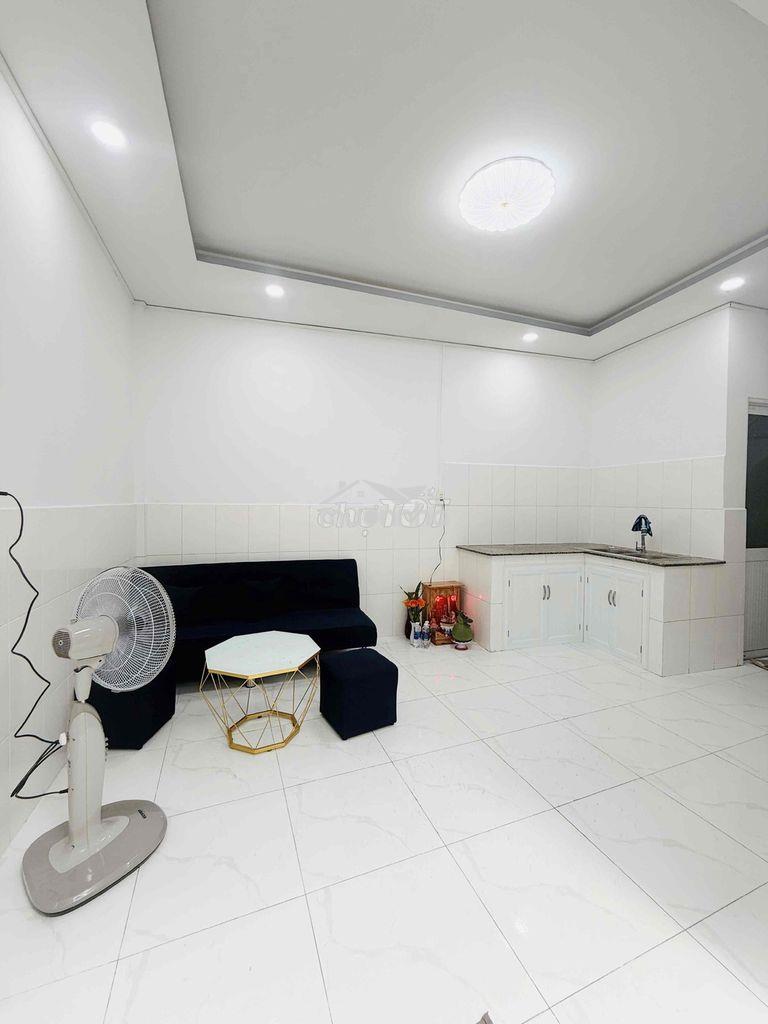 Cần bán nhà 1t 1l 2.35tỷ/sổ hồng riêng hẻm thông đường 3 phước bình q9 - 2