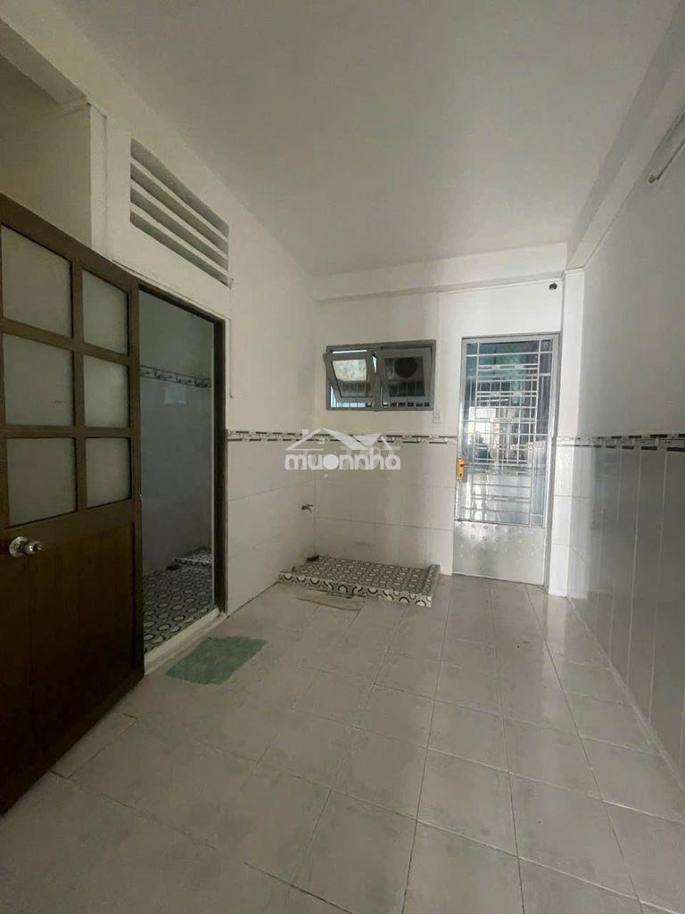 Cần bán gấp chung cư bình phú đường số 30 p11 quận 6  - 4