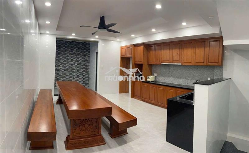 30m2, giờ tự do, không chung chủ, thuê mặt bằng, ở