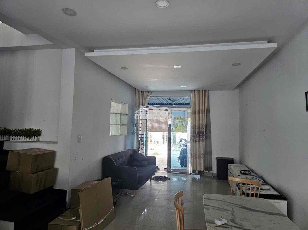 Nhà phú mỹ , thủ dầu một 6x22m. 1 trệt 1 lầu 3pn sẵn nội thất - 2