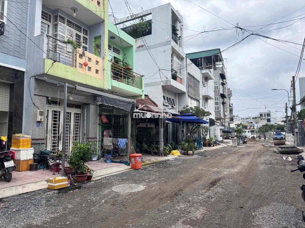 Bán nhà ngã 5 chợ thủ đức - linh tây - 50m2 - đường 9m -xây mới 5 tầng - 3