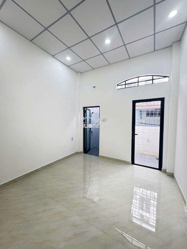 Bình đông p11 q8
nhà mới đẹp ở liền - vị trí trung tâm - 4