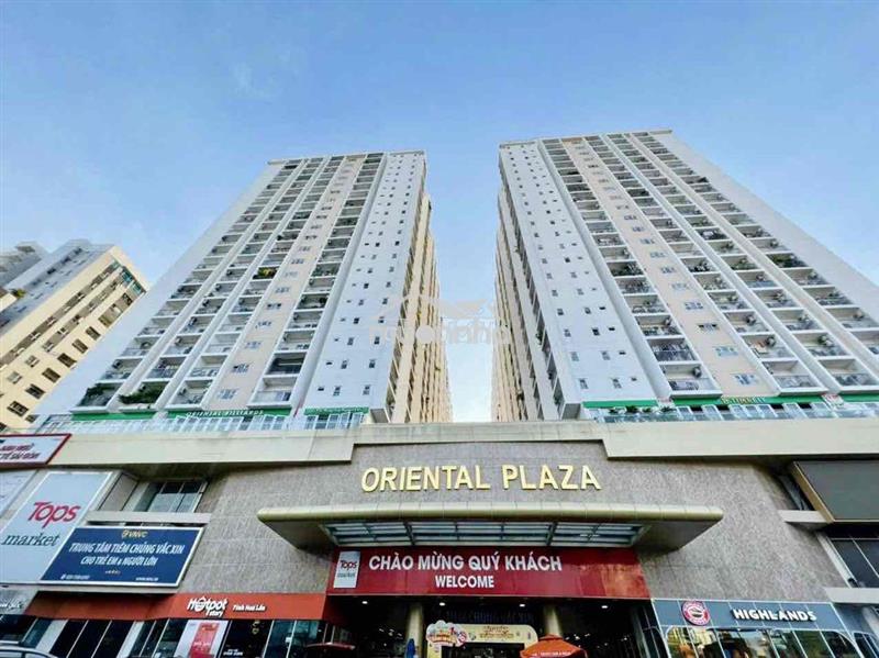 Cần bán gấp căn hộ oriental plaza, âu cơ, tân phú, dt lớn, nhà đẹp