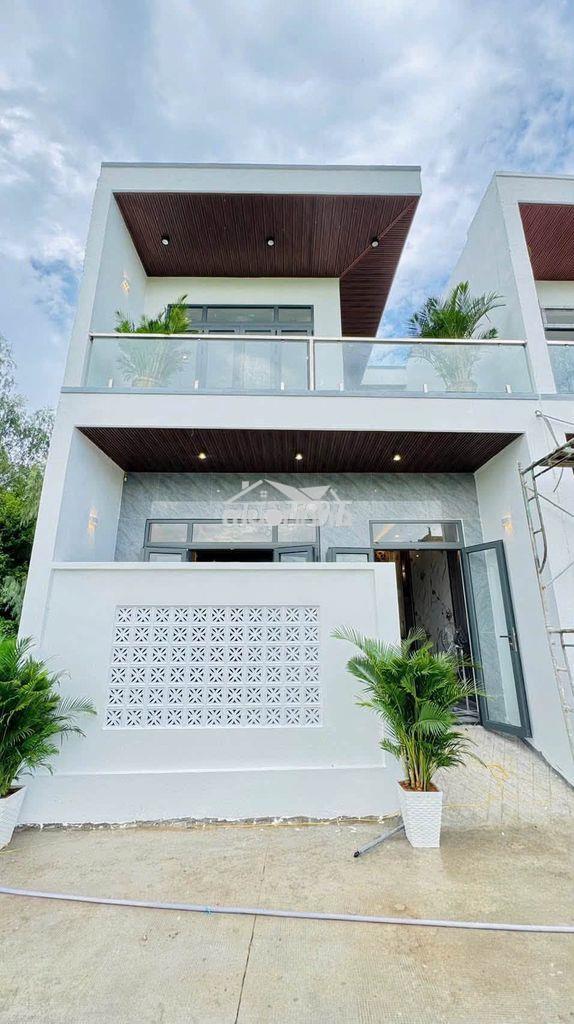 Biệt thự tặng full nội thất - 1tỷ850 triệu còn thương lượng