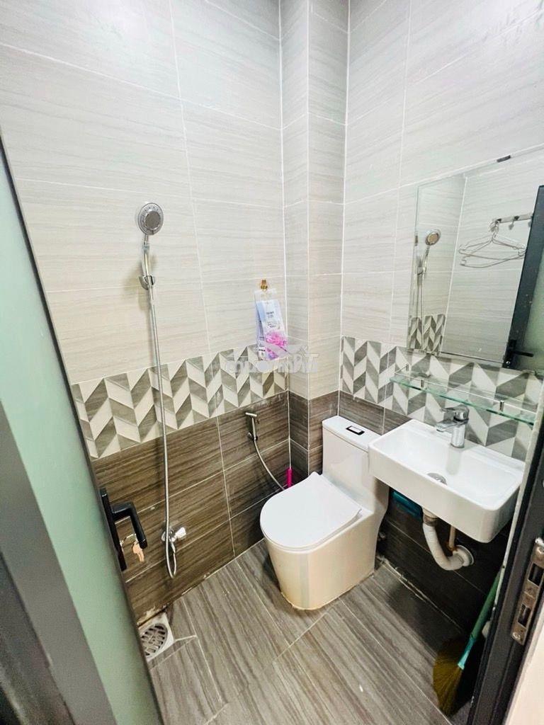 Bán nhà 2 tầng sổ hồng riêng giá 3.1 tỷ. hẻm ôtô kế bên huỳnh tấn phát - 4