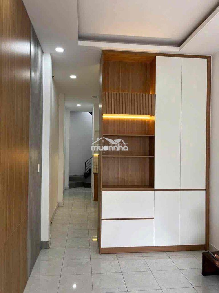 Nhà 2pn 2wc full nthat gần liên phường