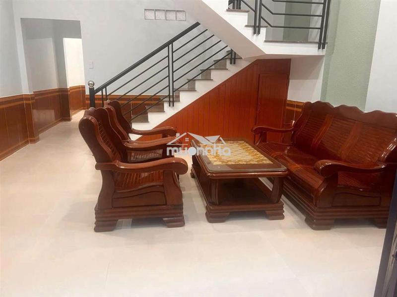 Nhà 5x18, 1t1l 3pn 3wc. ngay phạm văn đồng, ở gia đình + vp cty