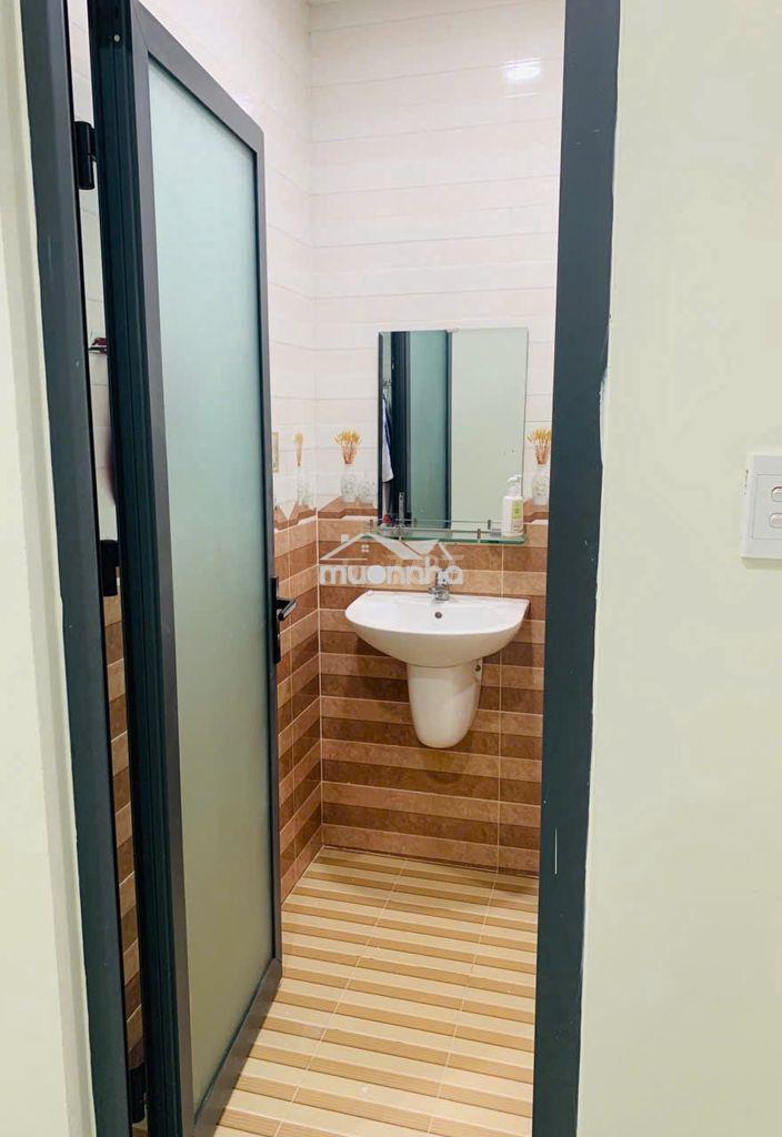 Căn hộ dịch vụ 8x3,6m đường số 12b cư xá ngân hàng q7 cũ, có thang máy - Ảnh 3