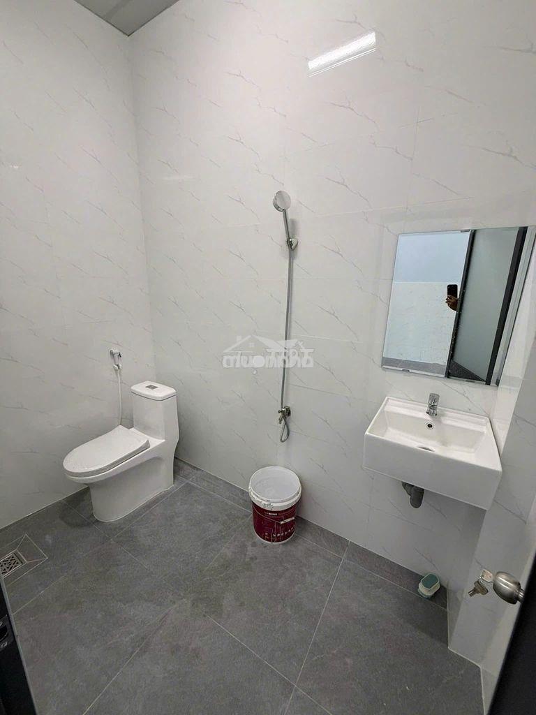 Bạn đang tìm 1 nhà mặt tiền để vừa ở vừa kinh doanh khu quốc lộ 50 - 4
