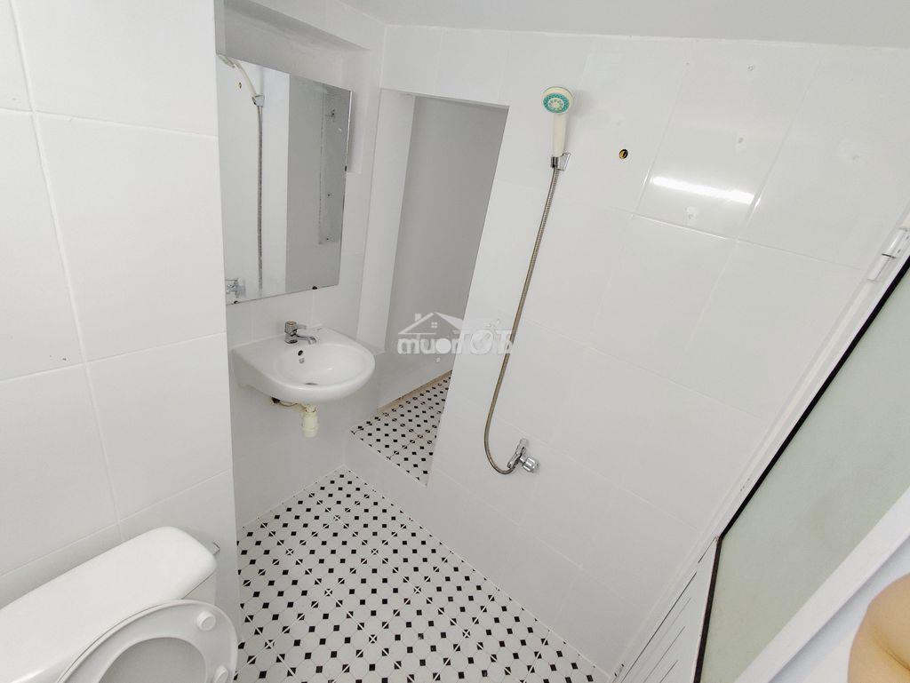 𝐆Á𝐂 𝐋ẫ𝐍, cửa sổ, 𝐅𝐔𝐋𝐋 gạch | ngã tư đ.c2 lê văn lương(🏘️trọ anh vinh) - 4
