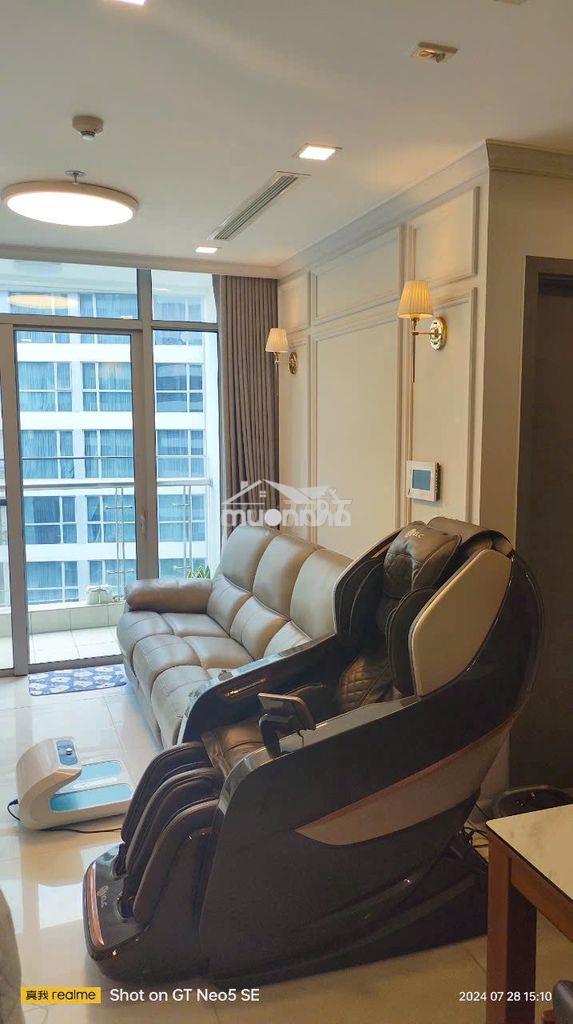 Sang hợp đồng căn hộ 3pn park 2 – vinhomes central park** - 2