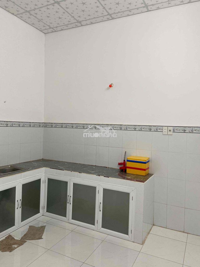 Nhà hẻm rộng mát, giá phù hợp người có thu nhập vừa - 2