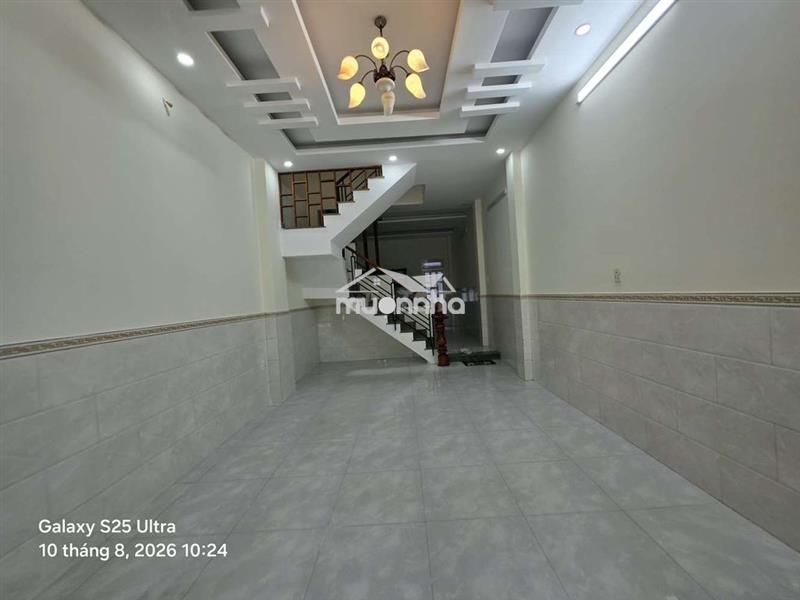 🌹🌹🌹Cho thuê nhà 1trệt 2lầu sân thượng 3pnủ 3wc hẻm 7m cụt