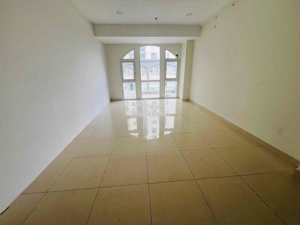 Shop dreamhome kinh doanh; mặt bằng đang trống. lh xem và thuê ! - 4