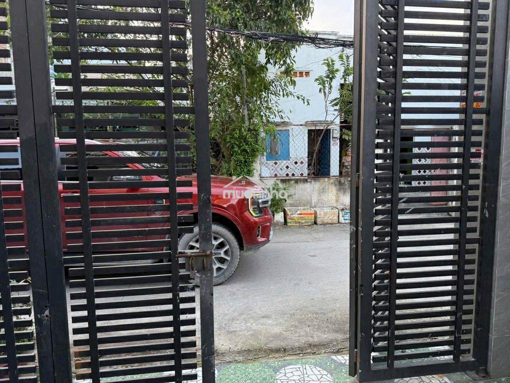 Cho thuê nhà 2 mặt tiền hẻm xem hơi cửa trước và sau thông thoáng - 4