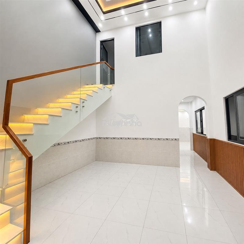 🔥Nhanh mới kip🔥 thuê nguyên căn 8 triệu🔥-5x20- 2 tầng- 🔥