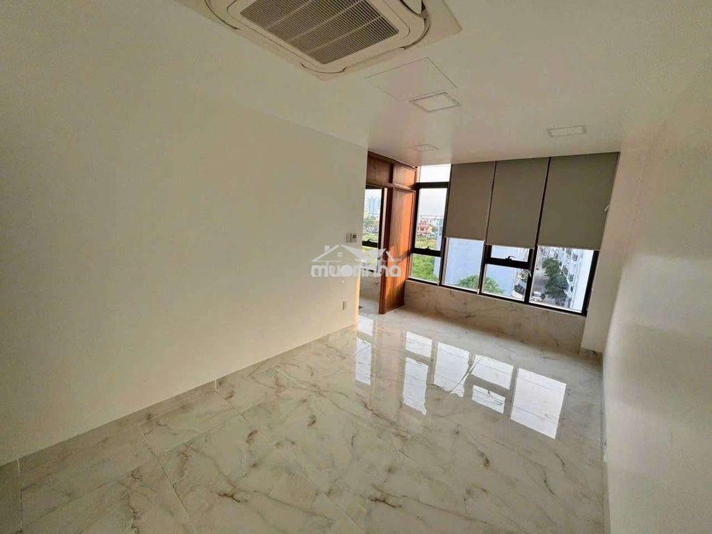 Cho thuê tòa nhà góc có  thanh máy khu tên lửa dt 1000m2 - 3