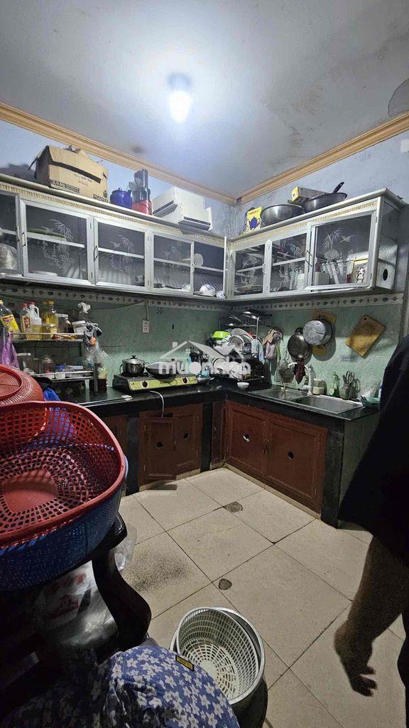 🏠 Cho thuê nhà 4,5tr/ tháng.  dt: 4m x 16m lửng 3pn (2 kín 1 mở) 2wc.
