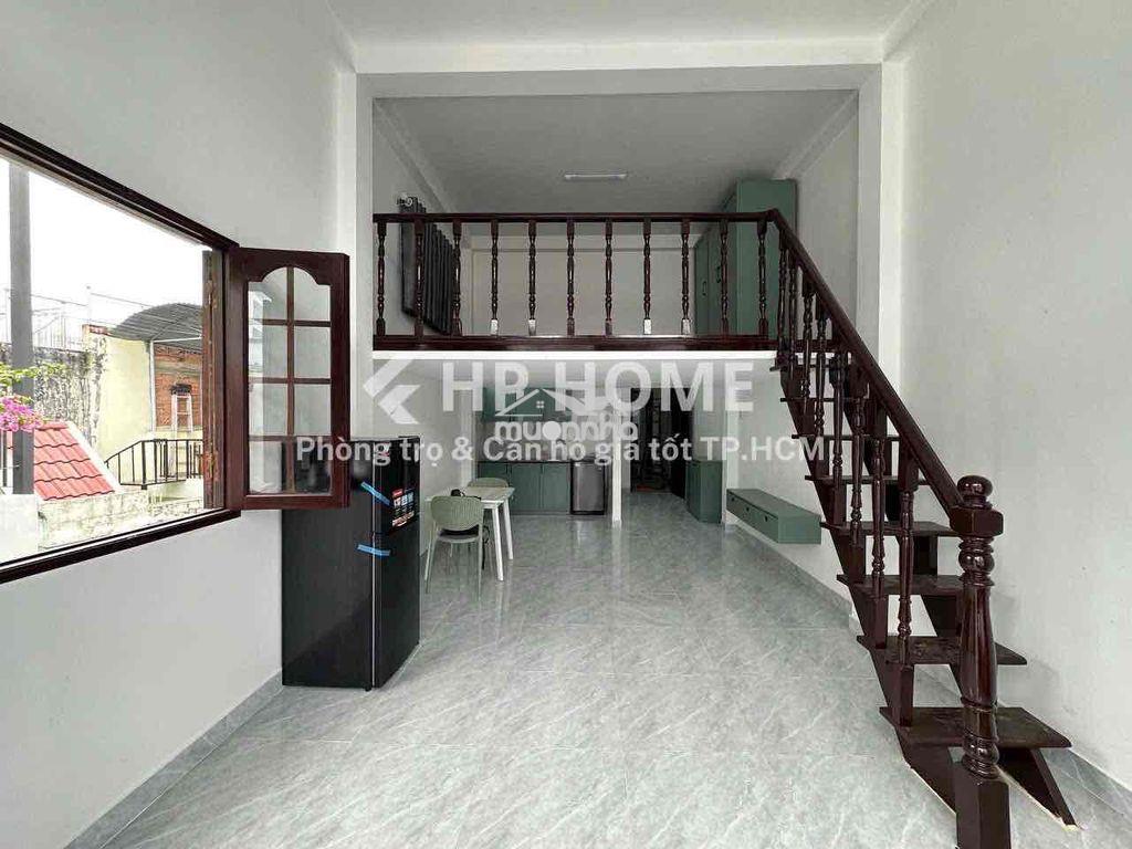 Phòng ban công mới đầy đủ nội thất gần công viên phần mềm quang trung - 2