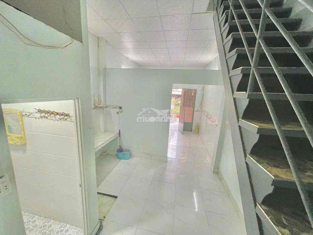 Nhà hẻm xe hơi 1 lầu 2 pn cho thuê lâu dài - 4