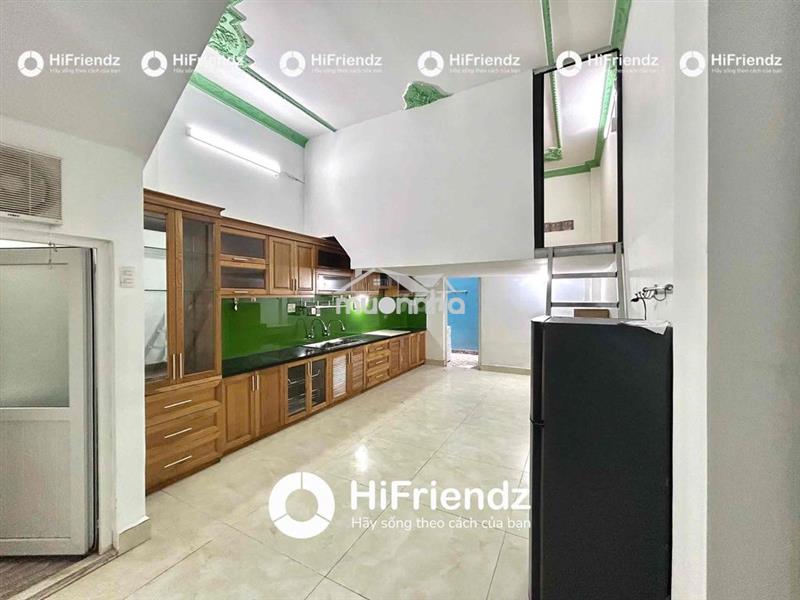 Phòng có gác q6 giáp q5 50m2 ở được 4-5 bạn gần đhyd, đh mở
