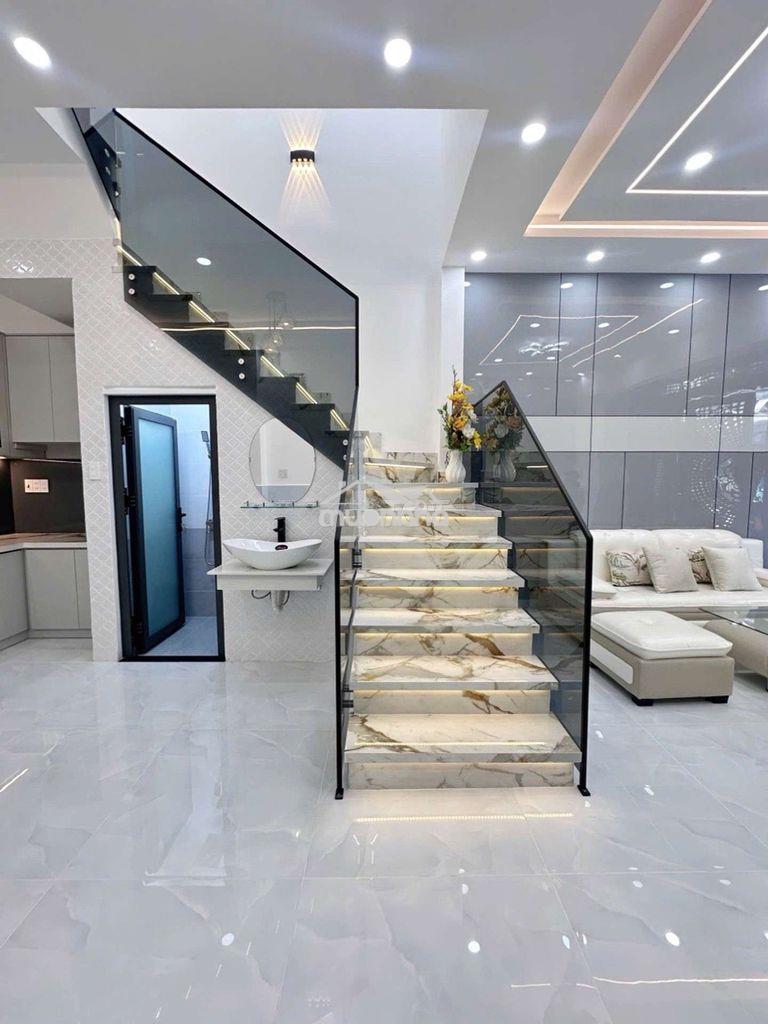Ngang 4.5m hiếm - giáp tên lửa 48m² - nhà 2 tầng,, hẻm 5m . - 3