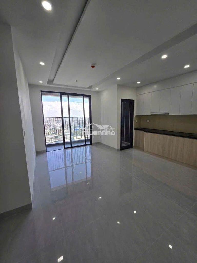 Cho thuê gấp căn hộ at sky , 2 pn 2 wc , rèm, giàn phơi