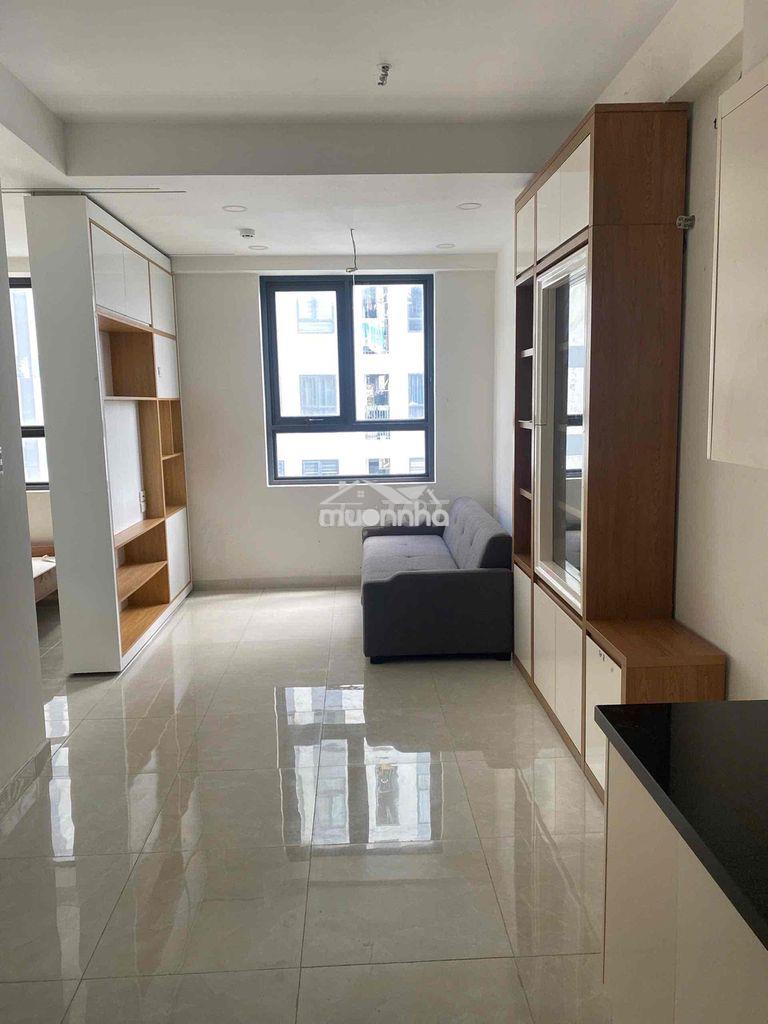 Cho thuê 2pn 2wc 6tr có ít nội thất ở liền
