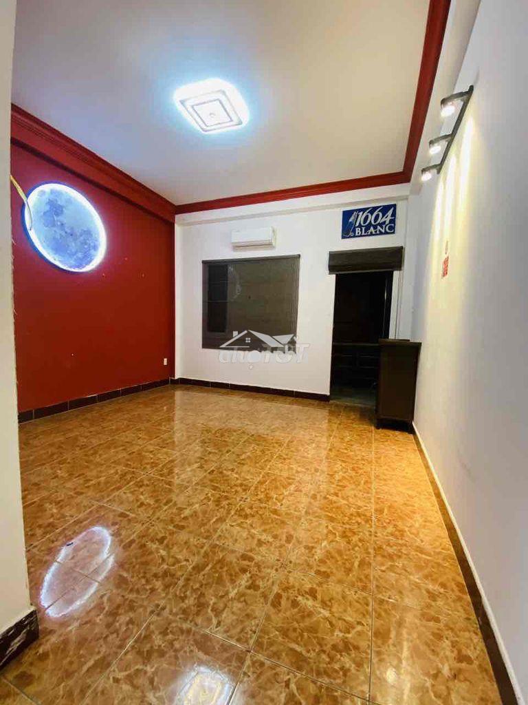 Cho thuê phòng ngay phố ẩm thực q.06- 30m2(4.2x7)- cạnh galaxy cinema - 2