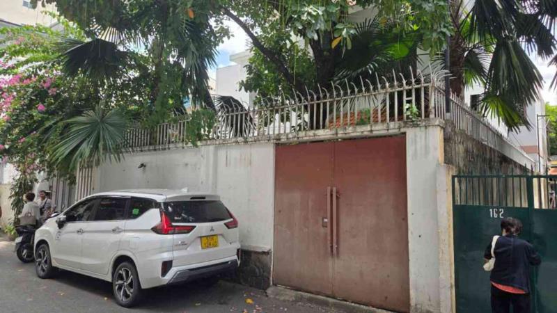 Biệt thự quận 3 - lê văn sỹ - dt: 13*24m (317m2) - 79 tỷ 9 - 3