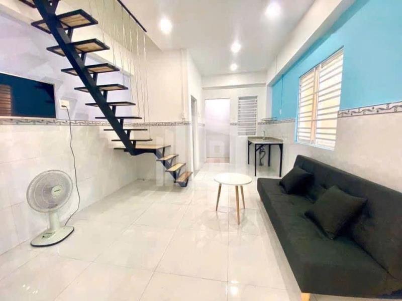 Cho thuê nhà nguyên căn dạng 1 trệt 1 lầu - full nội thất | etown cộng hoà, học viện hàng không - 2