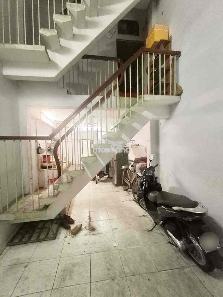 Nhà lâu năm, sổ đẹp, ko lg qh - nguyễn văn cừ - 3.1x8 (22/25m2), 5tầng