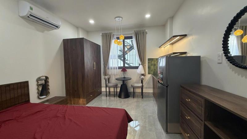 Full nội thất, thang máy, hầm xe, bacol, bảo vệ, ngay nơ trang long, qua q1,3,10 thuận tiện!