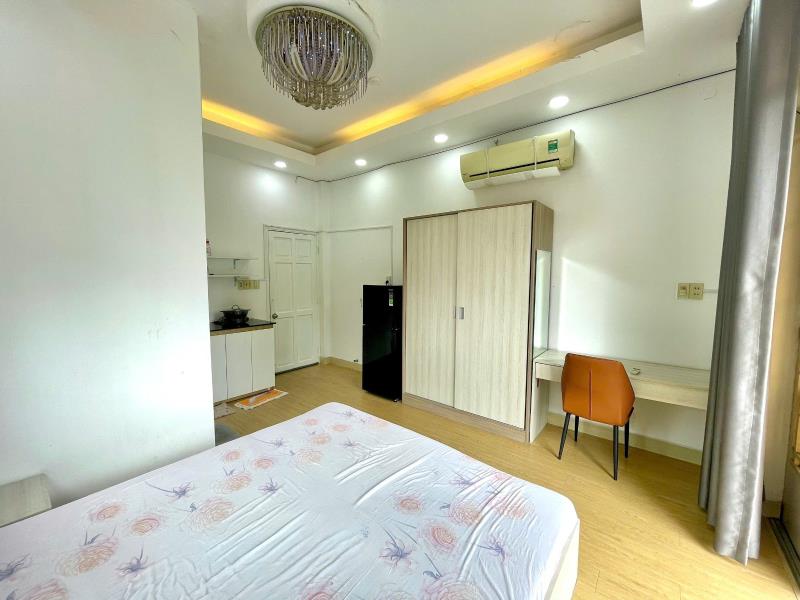 Full nội thất, bancol hướng ra sông sg, nơi để xe, gần công viên tần vu - Ảnh 2