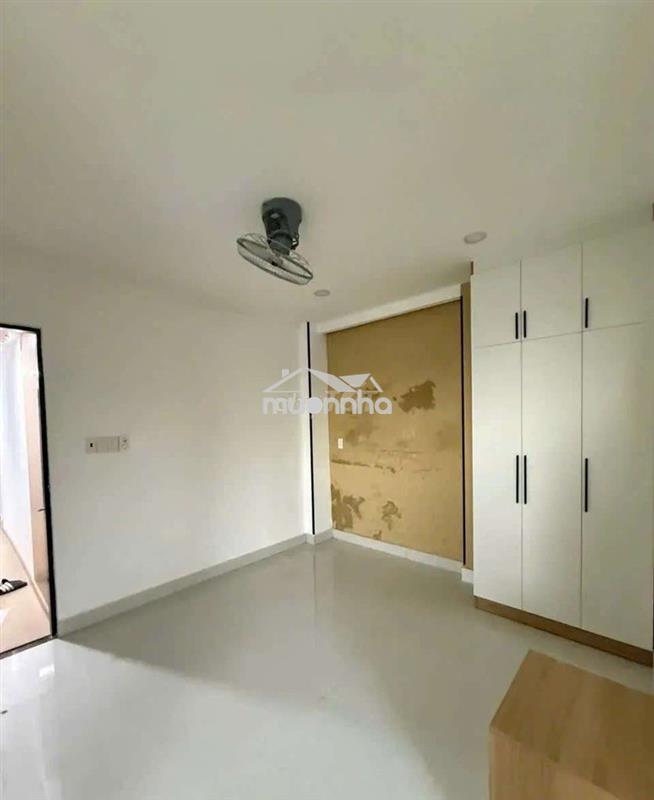 Thật 100% chỉ 12.3 tỷ hẻm 6m nguyễn trãi,4x12.5m.4 lầu btct bến thành